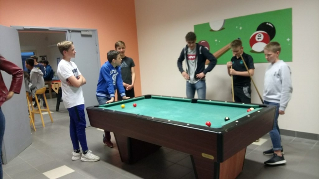 31357678_10215732695460148_8986326804604125184_n