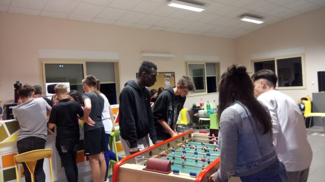 31488600_10215732696500174_5365244971177738240_n